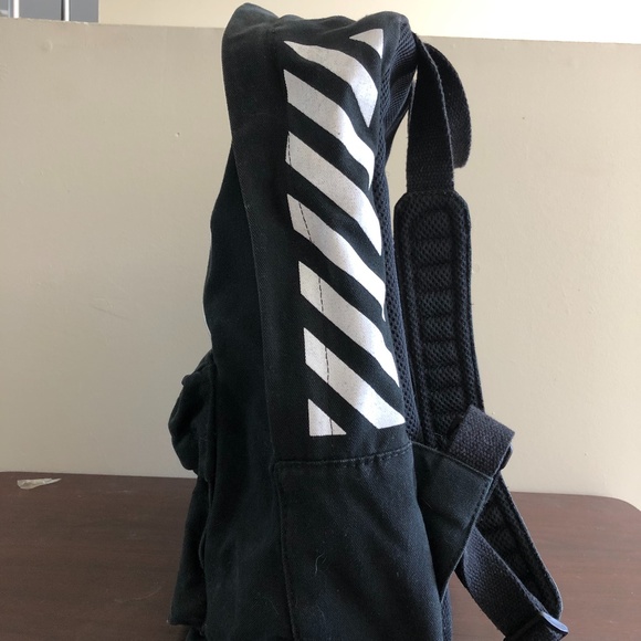 Off-White C/O Virgil Abloh Striped Backpack - Picture 2 of 7